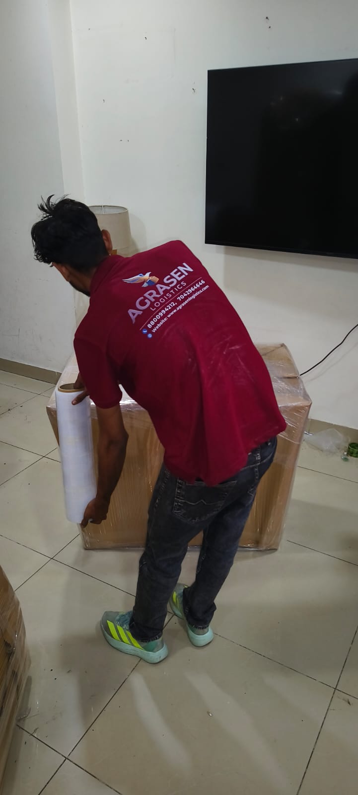 Agrasen Logistics packing and moving work