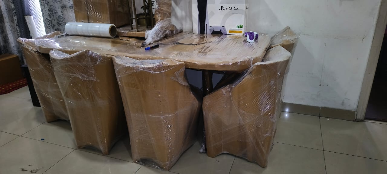 Agrasen Logistics packing and moving work